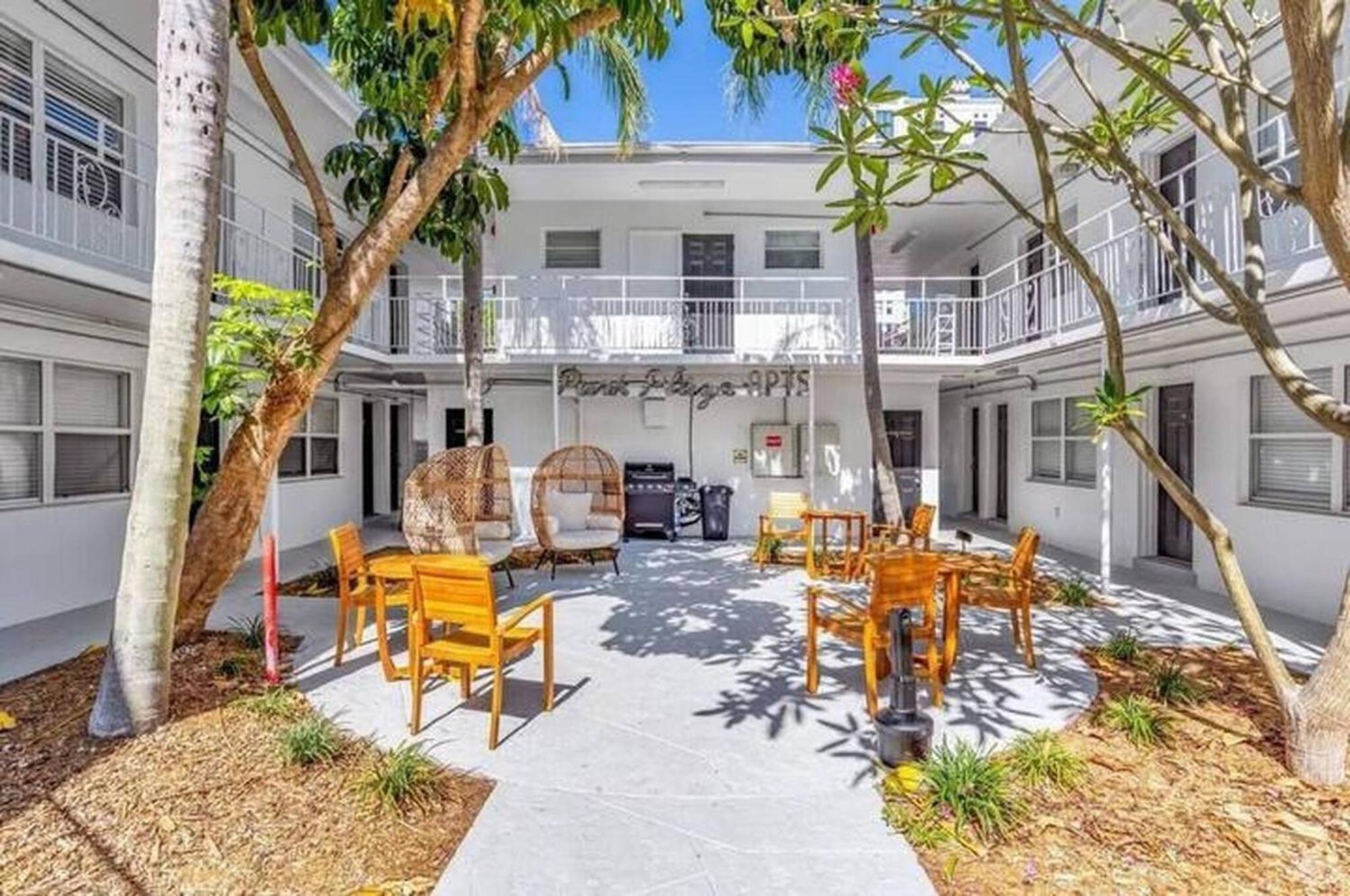 Modern Downtown St Petersburg Studio Pet-Friendly Affordable! ภายนอก รูปภาพ